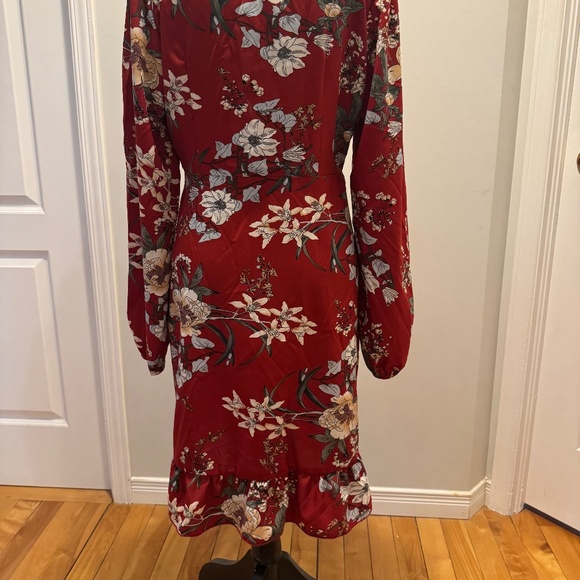 Shein women medium/large dress - Picture 8 of 9